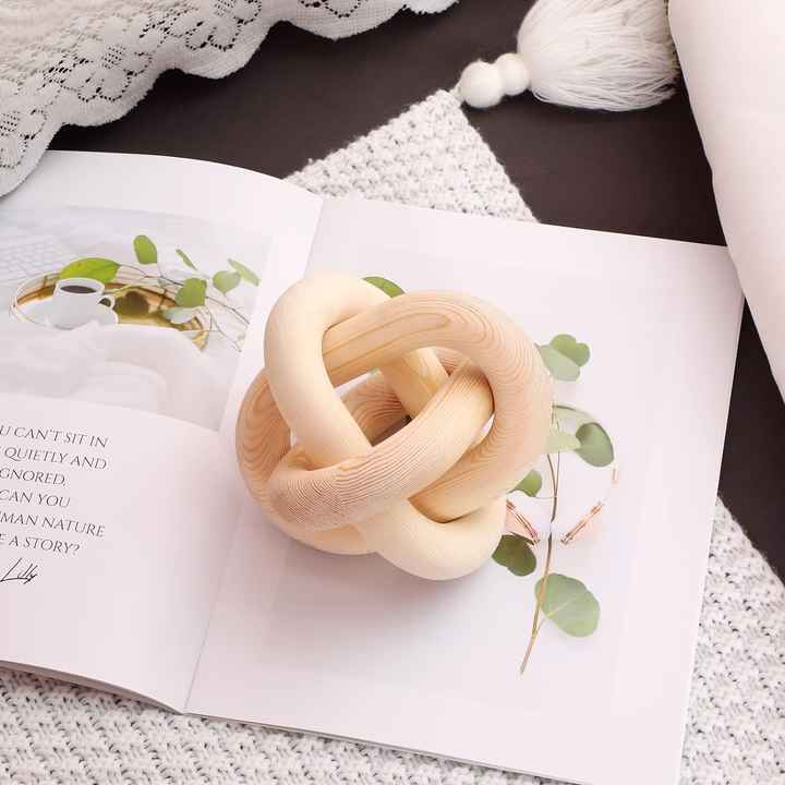 Elegant Timeless Wooden Link Necklace Brooklyn & Birch