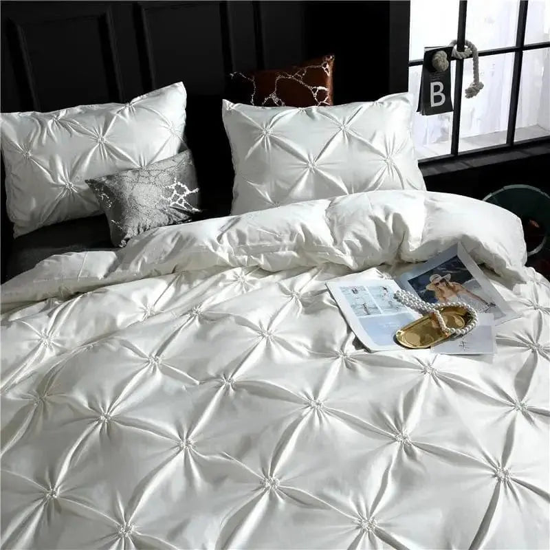 Exquisite LuxeHaven Duvet Cover Set for Ultimate Comfort Brooklyn & Birch