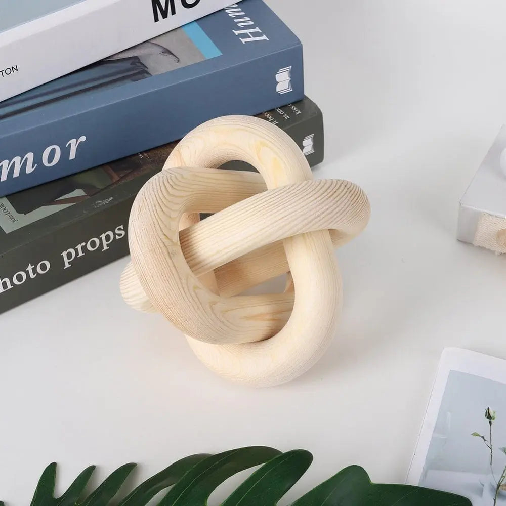 Elegant Timeless Wooden Link Necklace Brooklyn & Birch